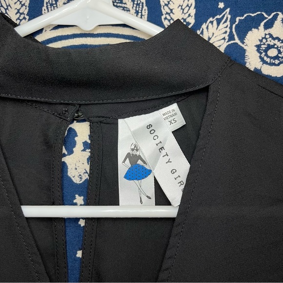 Blouse - Picture 3 of 6